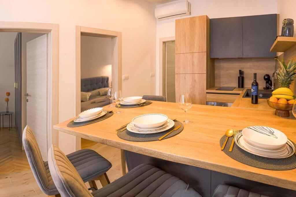 Luksuzni Apartman Ribica U Samom Centru Grada سبليت المظهر الخارجي الصورة